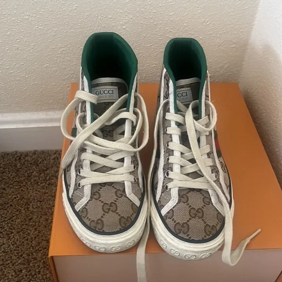Gucci sneakers - Picture 2 of 2